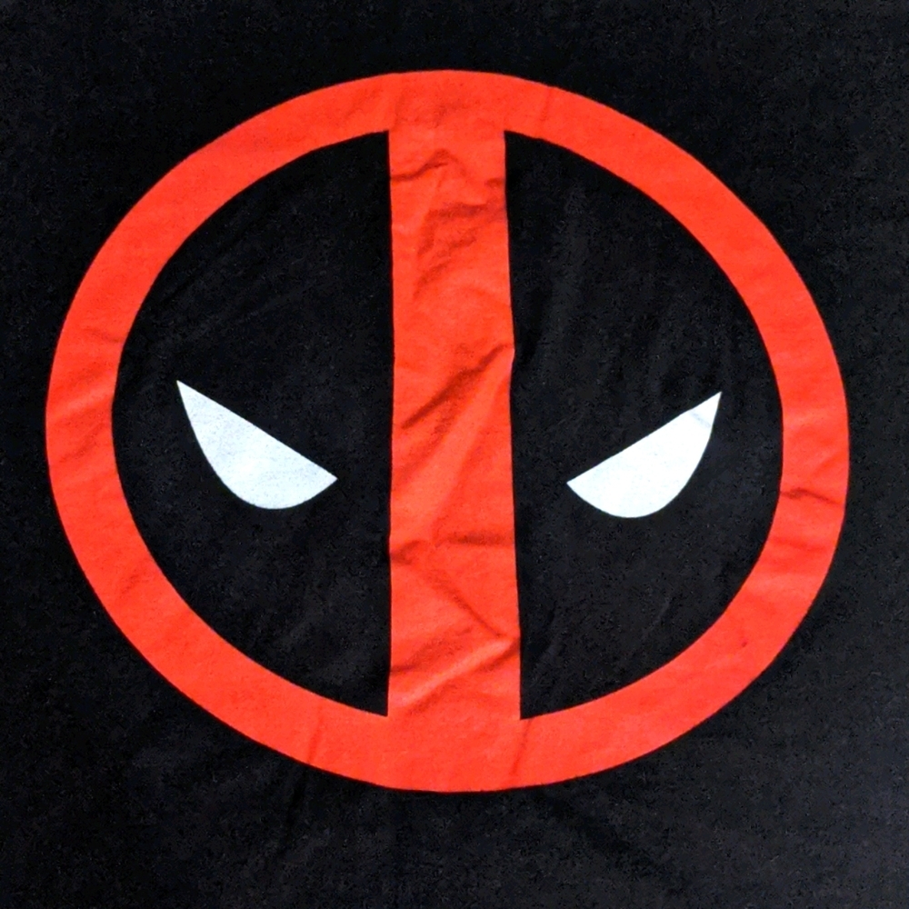 Deadpool Logo tee